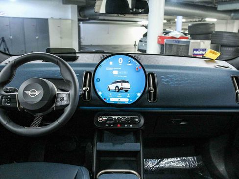 Used 2025 MINI Cooper Countryman S image 13