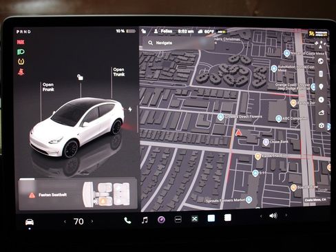 Used 2022 Tesla Model Y Performance image 35