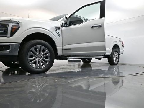 New 2025 Ford F150 Lariat w/ Equipment Group 502A High image 28