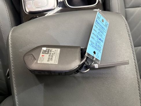 Used 2023 Kia Telluride EX X-Line image 42