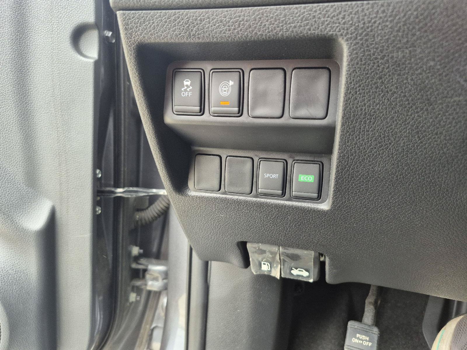 Used 2017 Nissan Rogue S FWD image 5