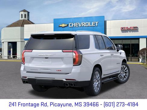New 2026 GMC Yukon Denali w/ Denali Reserve Package RWD image 4