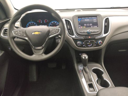 Used 2021 Chevrolet Equinox LS w/ LS Convenience Package FWD image 22