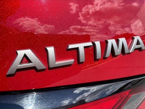 Certified 2024 Nissan Altima 2.5 SV FWD image 27