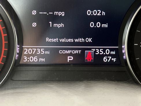 Used 2023 Audi Q5 2.0T Premium w/ Convenience Package image 22