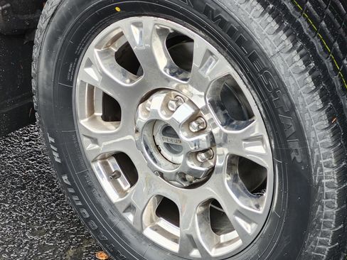 Used 2022 Ford F350 Lariat w/ Chrome Package image 7