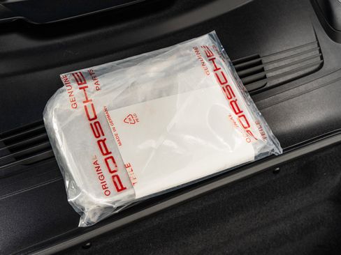 Used 2022 Porsche 911 Turbo S image 40