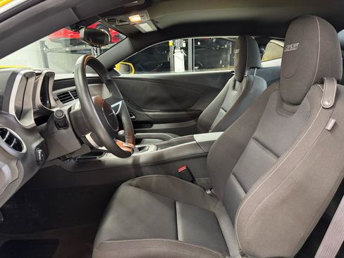 Used 2010 Chevrolet Camaro SS RWD image 31