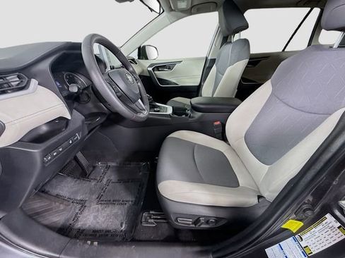 Used 2021 Toyota RAV4 XLE w/ Convenience Package AWD/4WD image 20