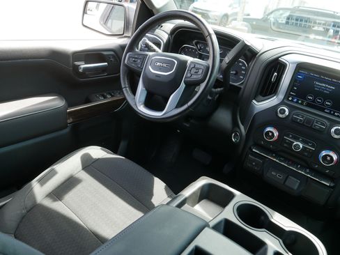 Used 2021 GMC Sierra 1500 Elevation w/ X31 Off-Road Package AWD/4WD image 9