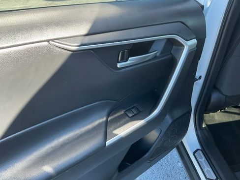 Used 2023 Toyota RAV4 XLE image 19