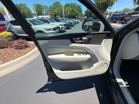 Used 2023 Volvo XC60 B5 Plus w/ Protection Package Premier FWD image 27