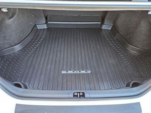 Used 2024 Toyota Camry SE image 16