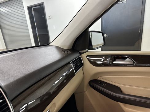 Used 2018 Mercedes-Benz GLE 350 image 55