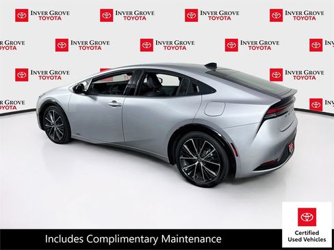 Certified 2026 Toyota Prius XLE AWD/4WD image 7