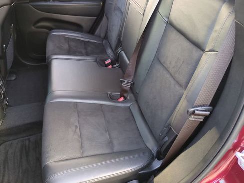 Used 2022 Jeep Grand Cherokee Laredo X image 20