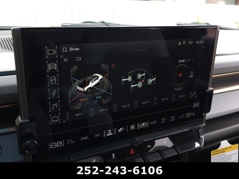 Used 2025 GMC Hummer EV 3X AWD/4WD image 21
