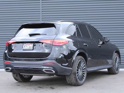Used 2024 Mercedes-Benz GLC 300 4MATIC image 5