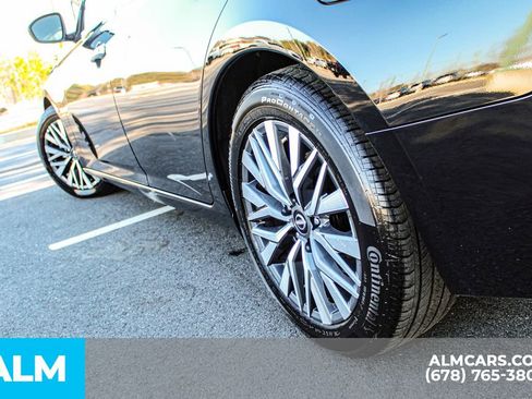 Used 2025 Nissan Altima 2.5 SV image 15