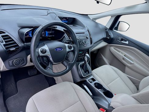 Used 2017 Ford C-MAX SE w/ Cargo Management Package FWD image 7