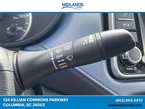 Used 2025 Nissan Versa SV FWD image 24