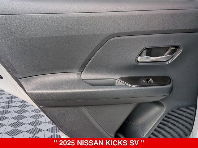 Certified 2025 Nissan Kicks SV AWD/4WD image 29
