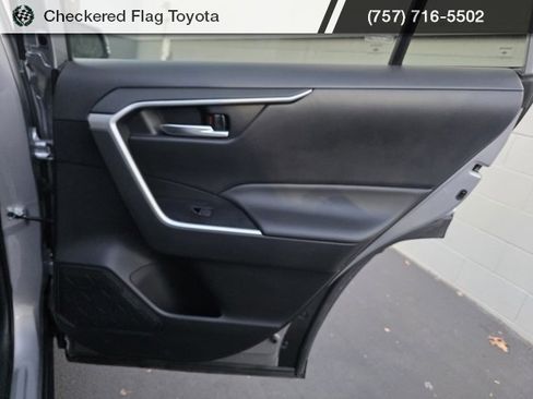 Used 2024 Toyota RAV4 XLE Premium image 50
