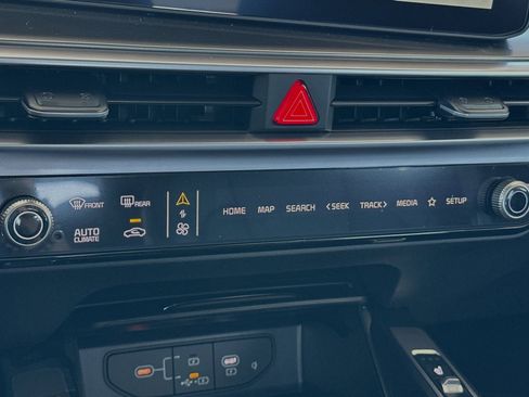 New 2025 Kia Sorento EX w/ EX Panoramic Sunroof Package image 50