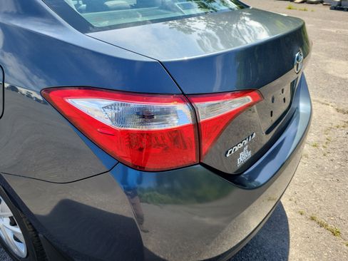 Used 2014 Toyota Corolla L FWD image 11