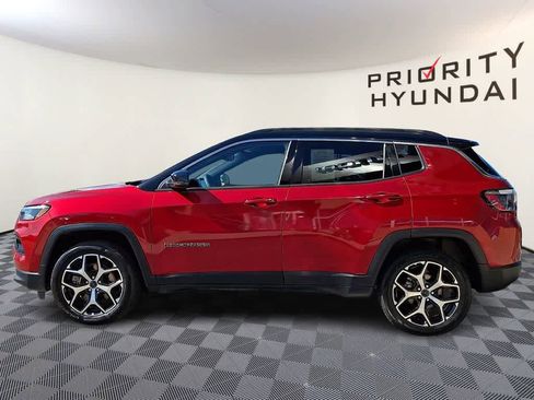 Used 2025 Jeep Compass Limited AWD/4WD image 6