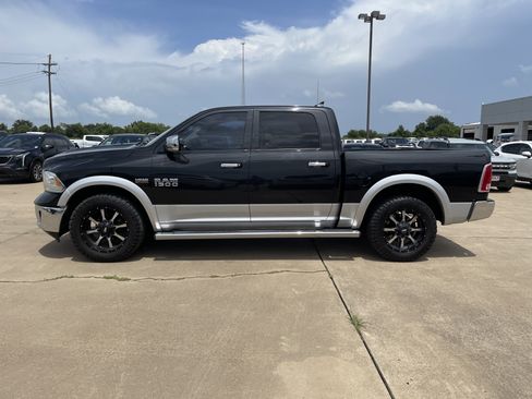 Used 2016 RAM 1500 Laramie RWD image 7