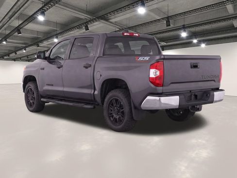 Used 2021 Toyota Tundra SR5 w/ SR5 Leather Package RWD image 3
