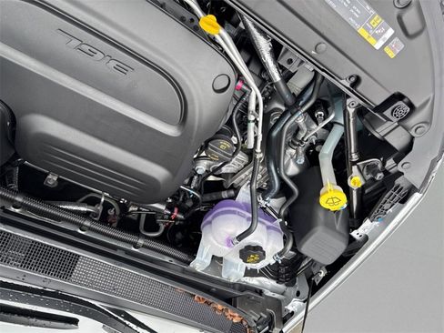 New 2026 Chrysler Voyager LX image 40