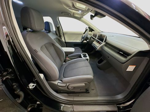 Used 2024 Hyundai Ioniq 5 SEL AWD/4WD image 32
