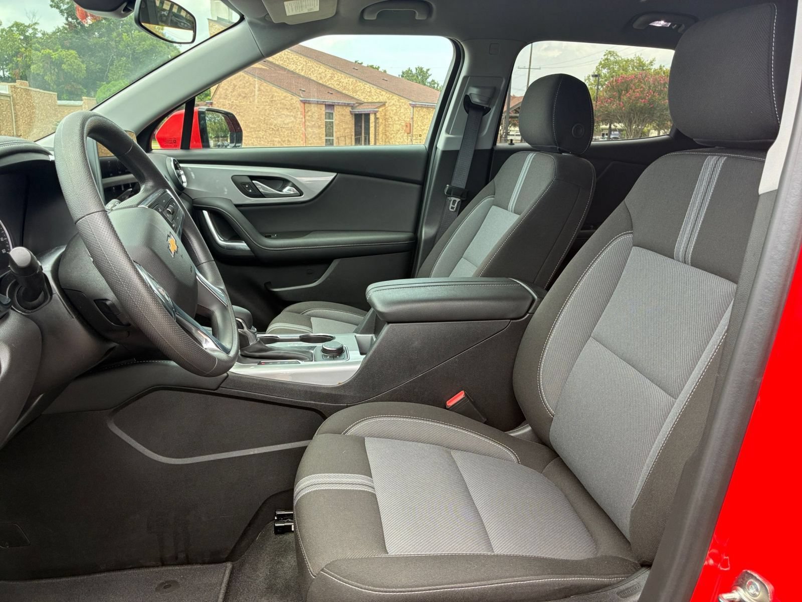 Used 2026 Chevrolet Blazer LT FWD image 27
