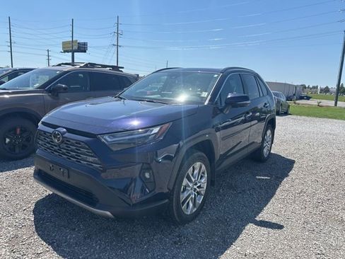 Used 2024 Toyota RAV4 Limited w/ Advanced Technology Package image 5