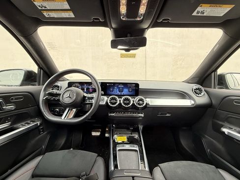 Used 2024 Mercedes-Benz GLB 250 image 6