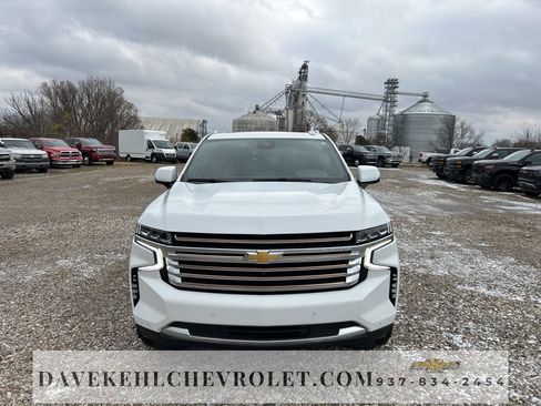 Certified 2023 Chevrolet Suburban High Country image 8