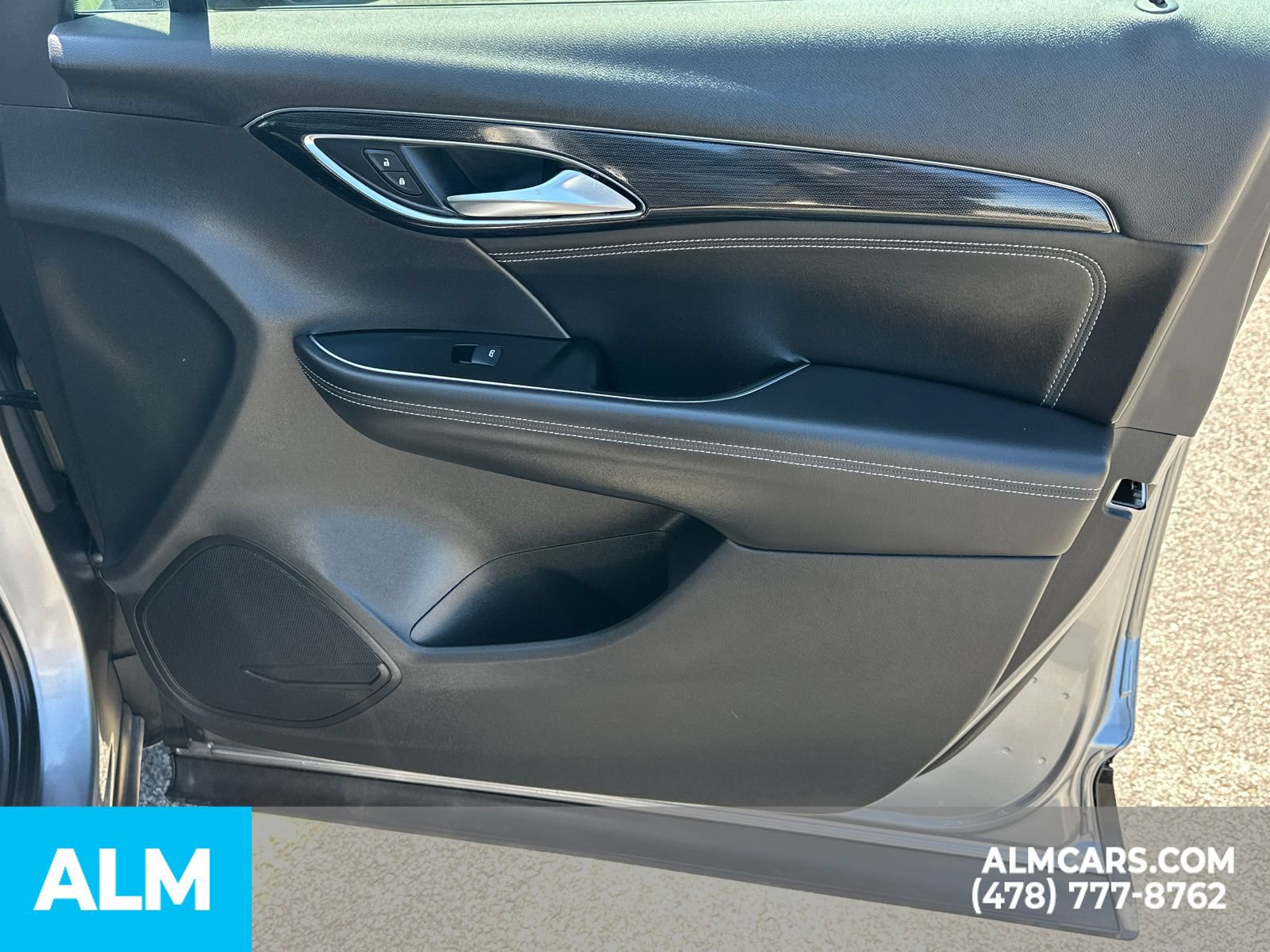 Used 2022 Buick Envision Preferred FWD image 16
