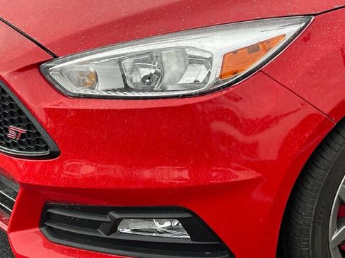 Used 2015 Ford Focus ST image 11