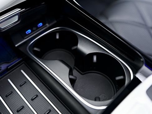 Used 2025 Mercedes-Benz Maybach S 580 4MATIC image 85