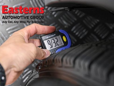 Used 2021 Ford Mustang Mach-E Select AWD/4WD image 24