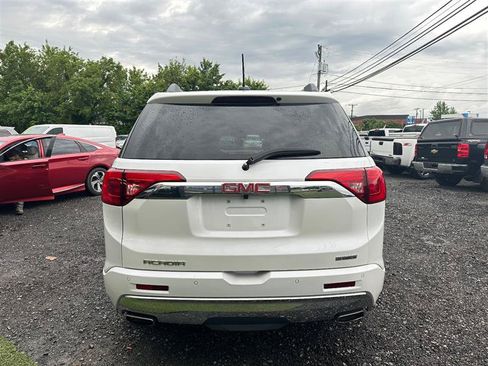Used 2017 GMC Acadia Denali w/ Technology Package FWD image 6