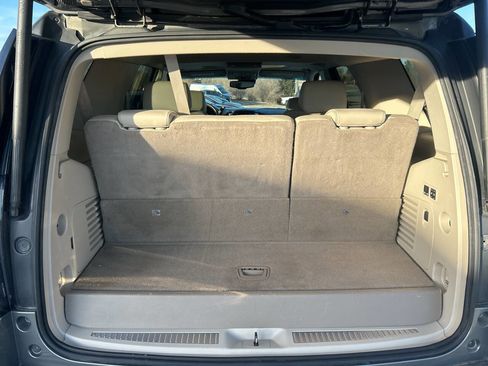 Used 2017 GMC Yukon Denali w/ Open Road Package image 18