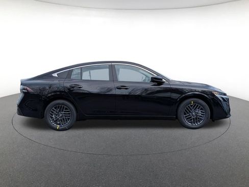 New 2026 Nissan Sentra SV w/ SV Convenience Package FWD image 4