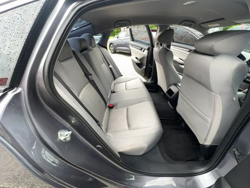 Used 2020 Honda Accord LX image 11