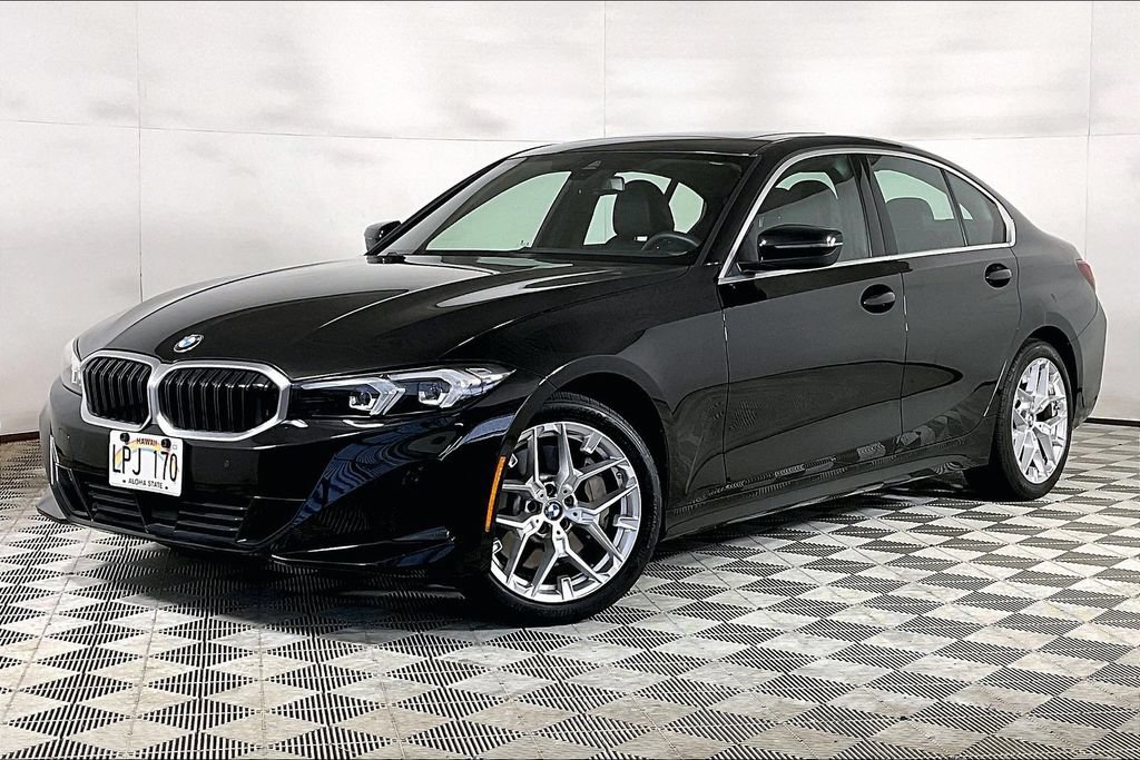 Used 2025 BMW 330i Sedan RWD image 1