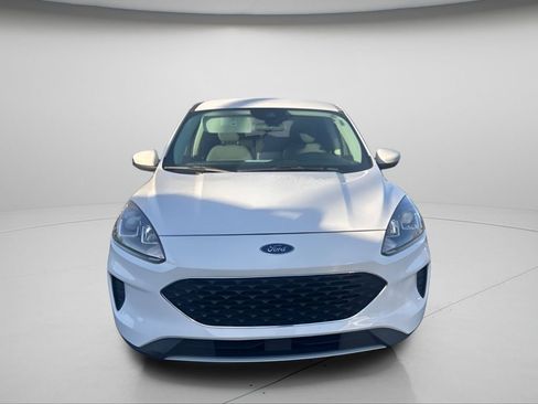 Used 2021 Ford Escape SE image 11