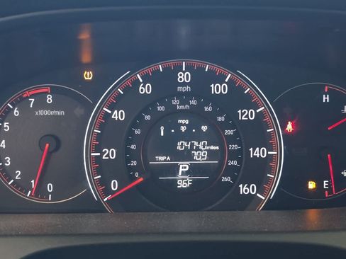 Used 2017 Honda Accord Sport image 24