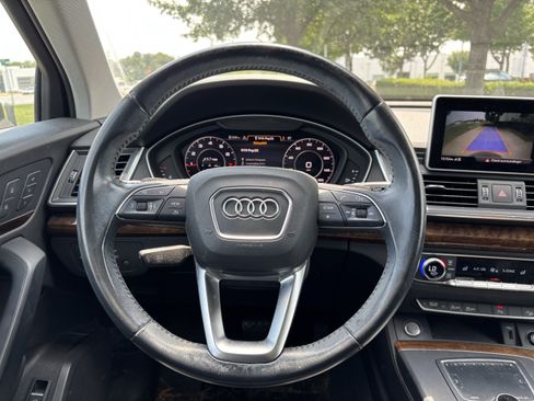 Used 2018 Audi Q5 2.0T Premium Plus w/ Premium Plus Package AWD/4WD image 18